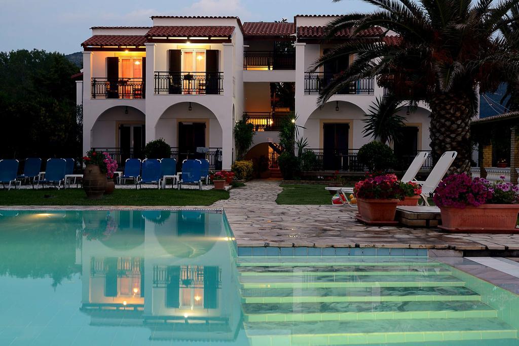 Filorian Hotel Apartments Acharavi  Ngoại thất bức ảnh